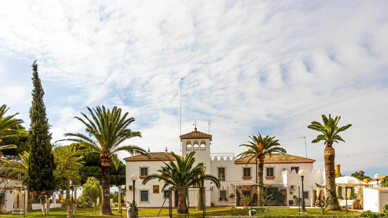 Вилла Hacienda El Corchuelo Марчена Экстерьер фото